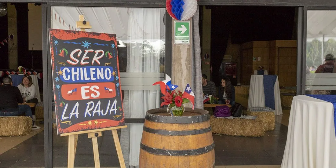 Celebración de Fiestas Patrias en Centro La Reina